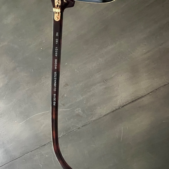 Ray-Ban Clubmaster Sunglasses - Picture 3 of 3